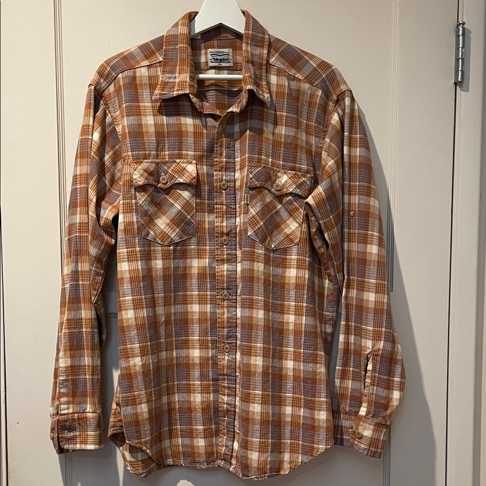 NOS Vintage Levi’s Men’s Flannel shirt XL